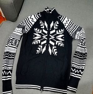 Athleta Snowflake design Black & White Sweater